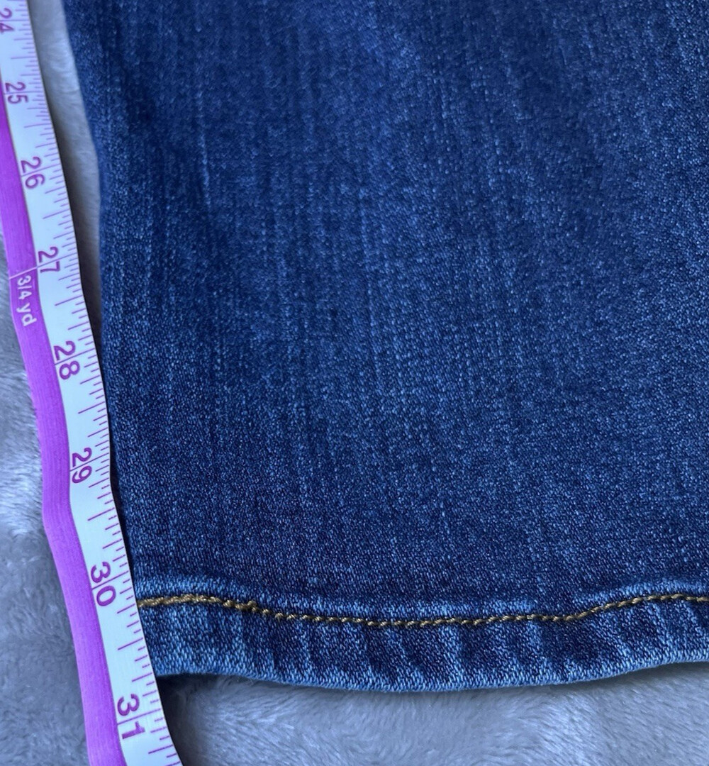 Wrangler Jeans Mens Size 40x32 Blue Relaxed Boot Cut Premium Quality Denim - Picture 9 of 13